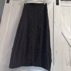EDW SMALL KNIT EMBROIDERED SKIRT BY SPIRITHOUSE CHARCOAL BLACK WORN TWICE